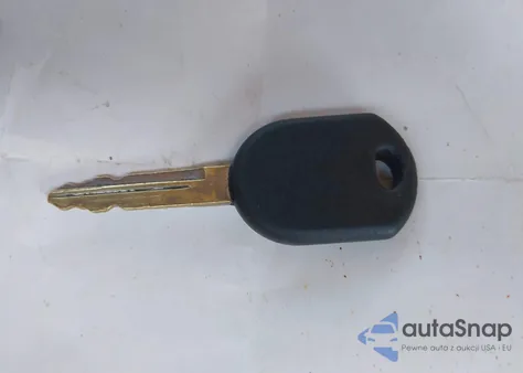 2005 Ford F-150 Xlt из США, поврежденный, VIN 1FTRW12W65FB12867